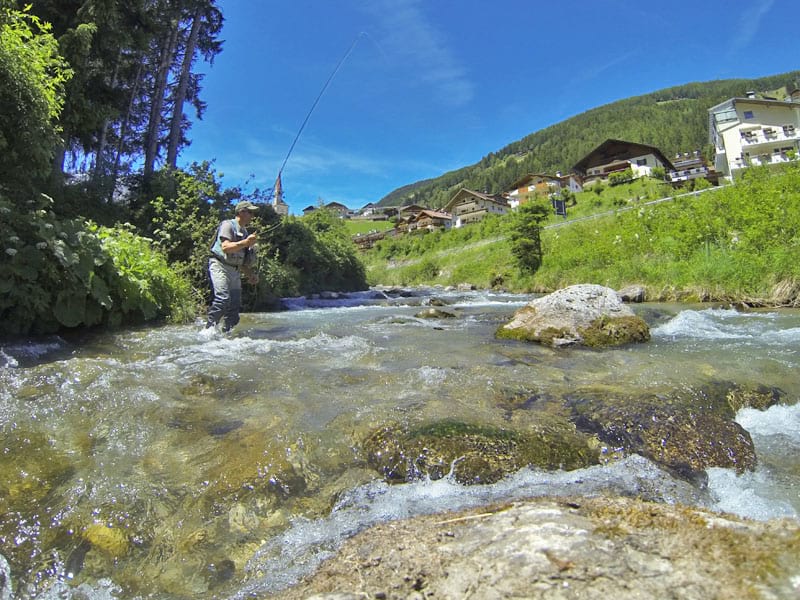 Pesca a mosca nel Rio Selva dei Molini - Un piacere a secca! - Pesca a mosca sul Mühlwalder Bach - catture a secca